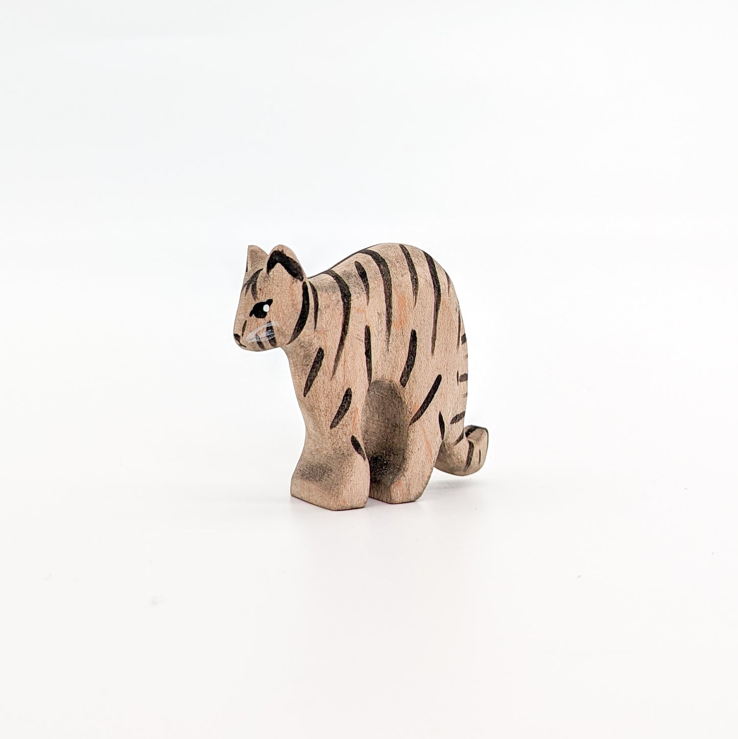 Cat Arching Wooden Toy - Various Colours