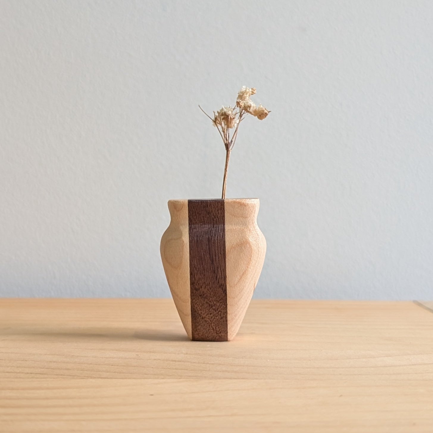 Tiny Vase Magnet - Mixed Timber Straight