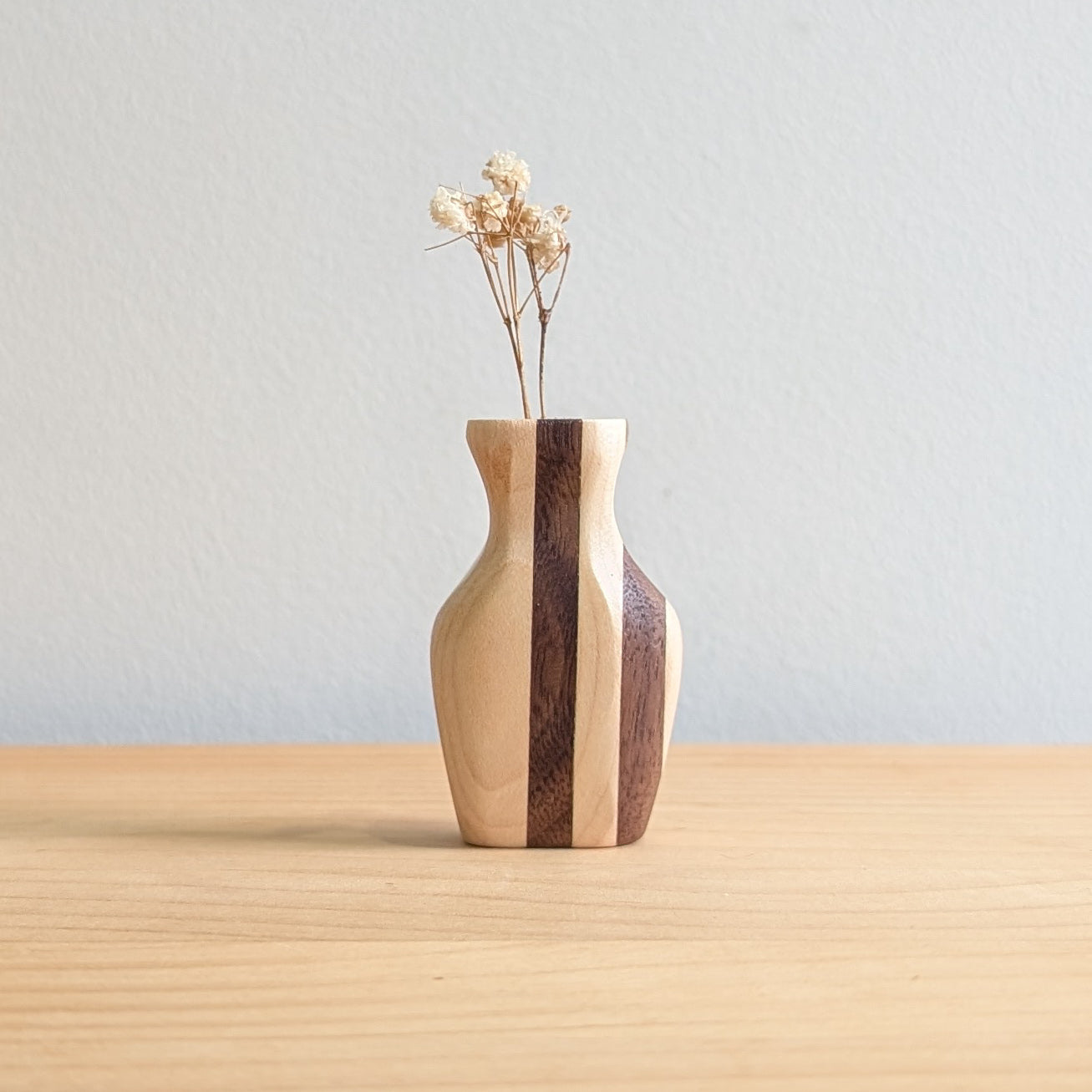 Tiny Vase Magnet - Mixed Timber Straight