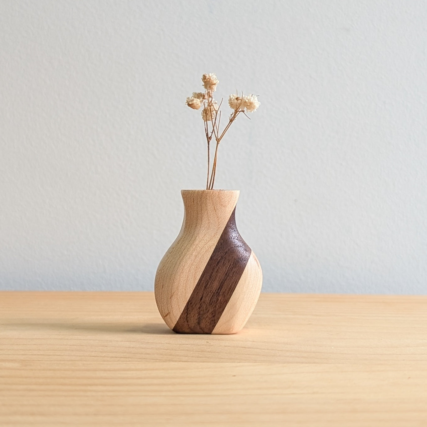 Tiny Vase Magnet - Mixed Timber Straight