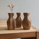 Tiny Vase Magnet - Sassafras
